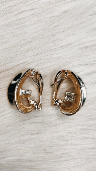 Vintage gold clasp hoop earrings