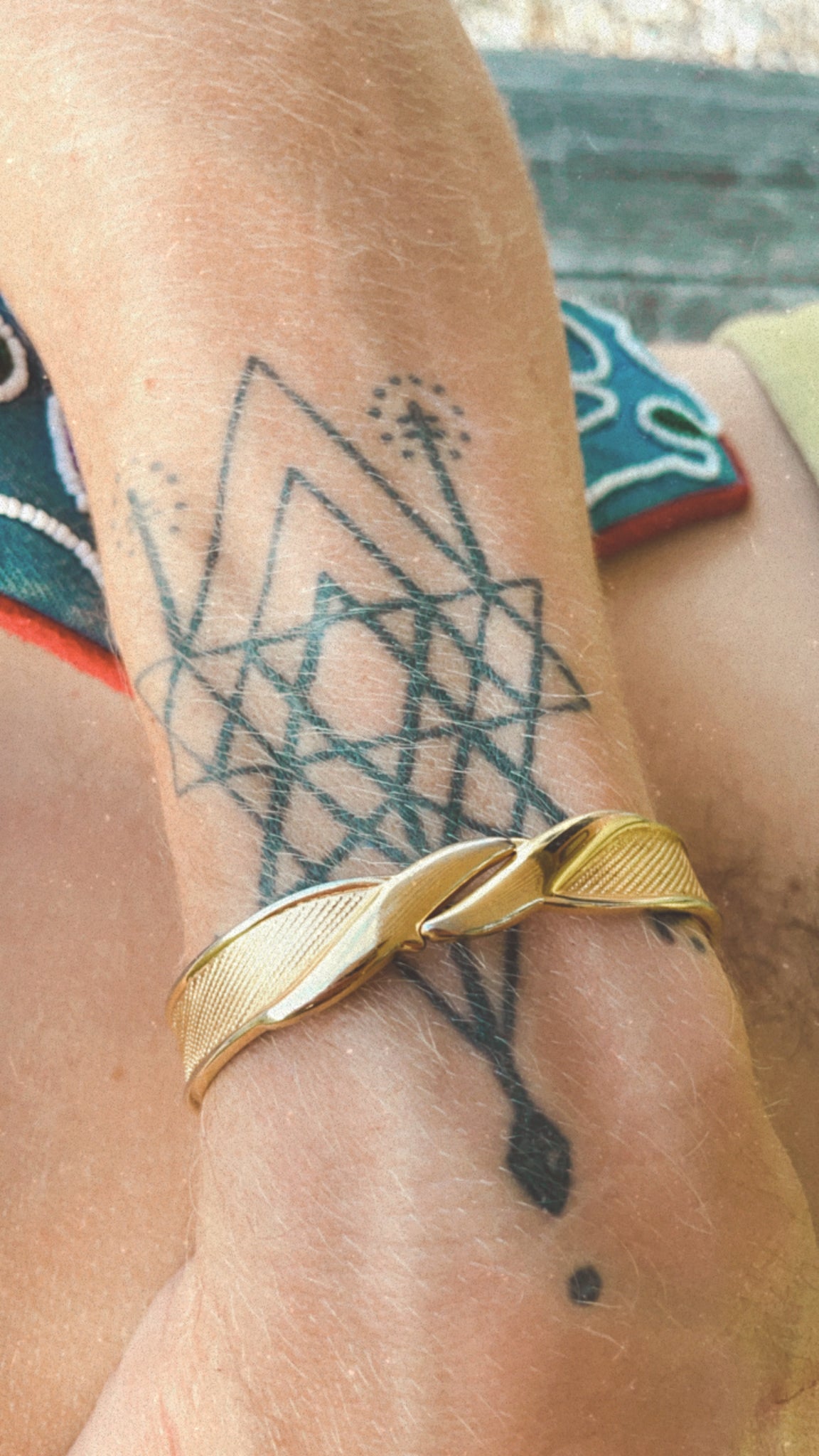 Vintage gold bangle