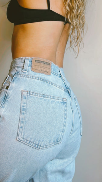 Eddie Bauer Light Wash Mom Jeans 27