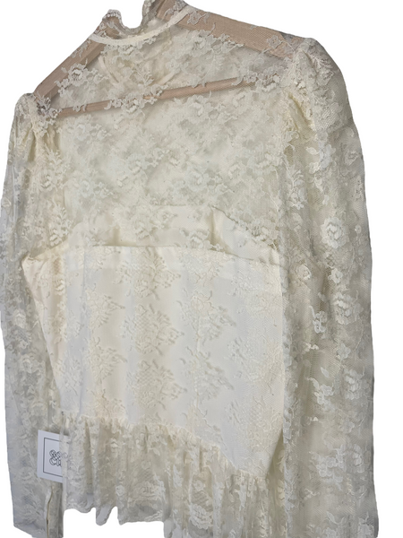 Vintage Structured Cream Lace Turtleneck