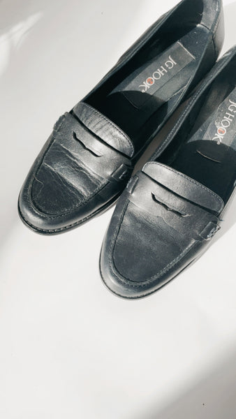 Vintage Navy Leather Penny Loafers 8.5