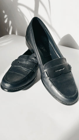 Vintage Navy Leather Penny Loafers 8.5