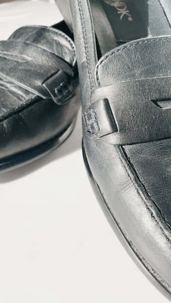 Vintage Navy Leather Penny Loafers 8.5